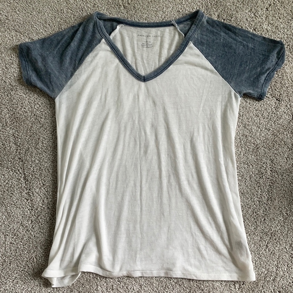 American Eagle “Baseball Tee”